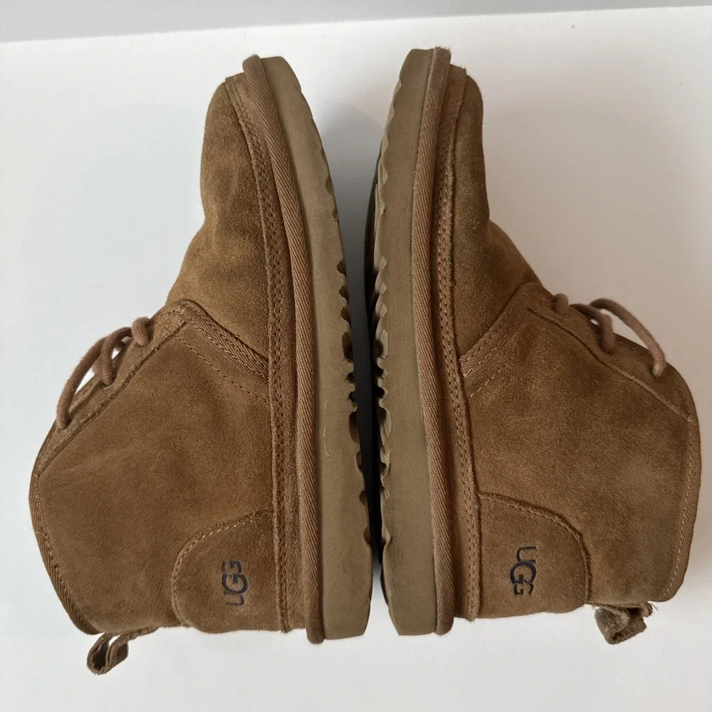 UGG Neumel II Kids Sz 3 Chestnut‎ Suede Shearling Chukka Boot Bootie 1017320K